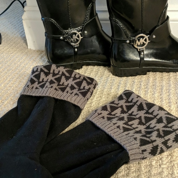 Michael Kors rain boots - Picture 3 of 3